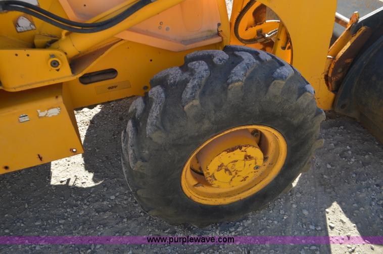 image for item I6378 1998 JCB 212SU landscape loader