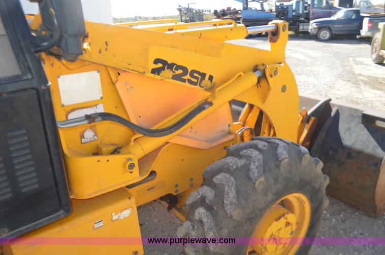 image for item I6378 1998 JCB 212SU landscape loader