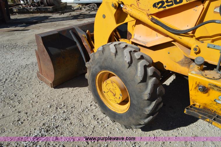 image for item I6378 1998 JCB 212SU landscape loader