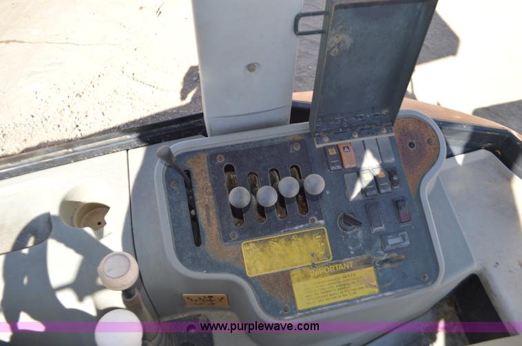 image for item I6378 1998 JCB 212SU landscape loader