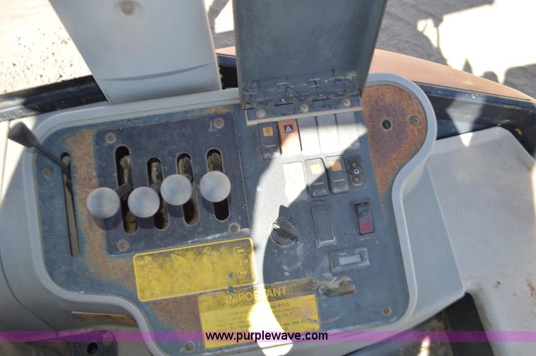 image for item I6378 1998 JCB 212SU landscape loader