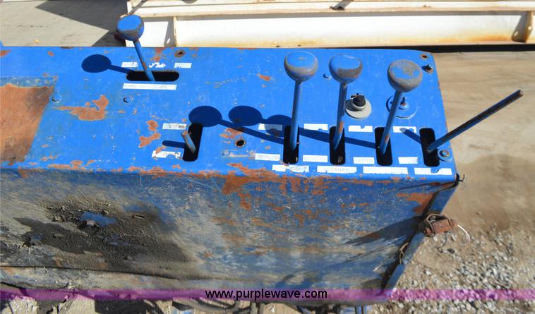 image for item I6380 National 200 truck mounted crane