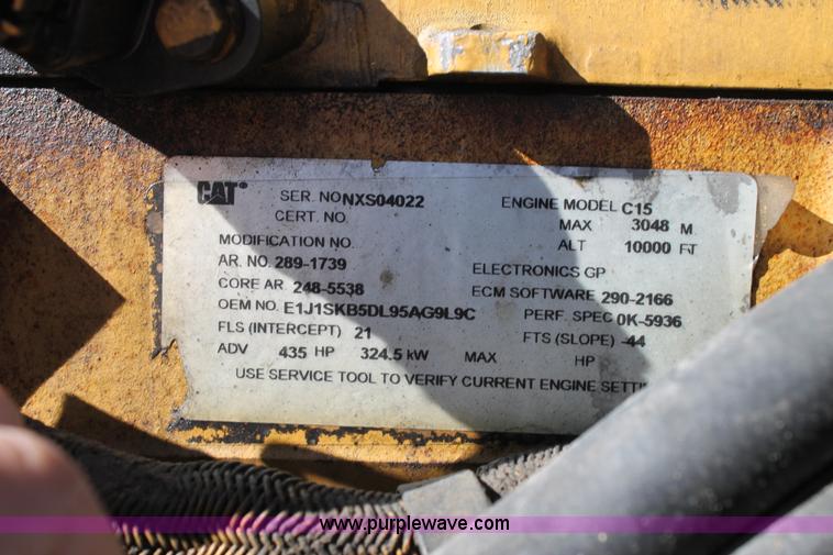 image for item J1407 2007 Peterbilt 379 semi truck