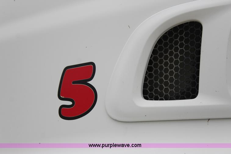 image for item J4294 2000 Sterling A9500 mixer truck