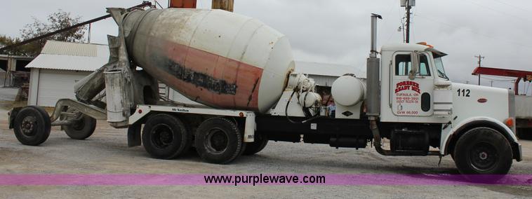 image for item J4296 1990 Peterbilt 357 mixer truck