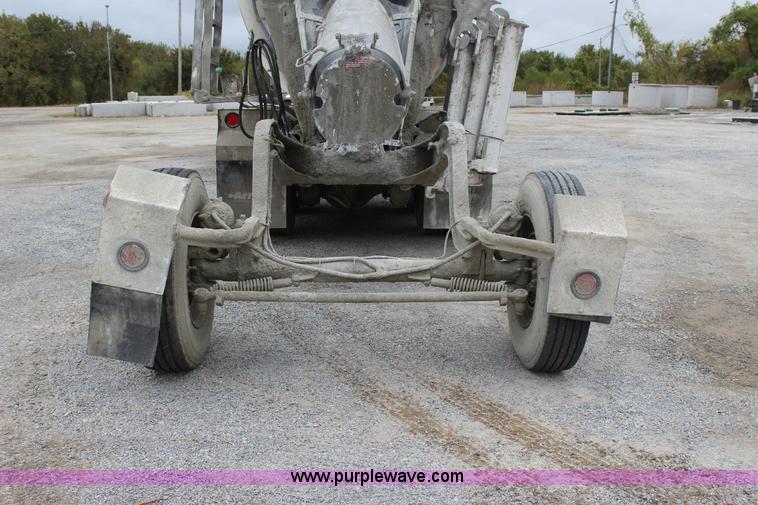 image for item J4296 1990 Peterbilt 357 mixer truck