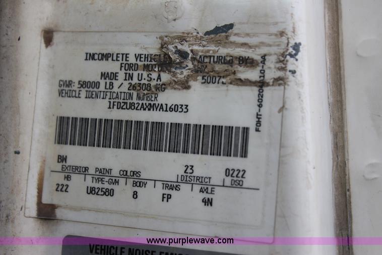 image for item J4297 1991 Ford LT8000 mixer truck