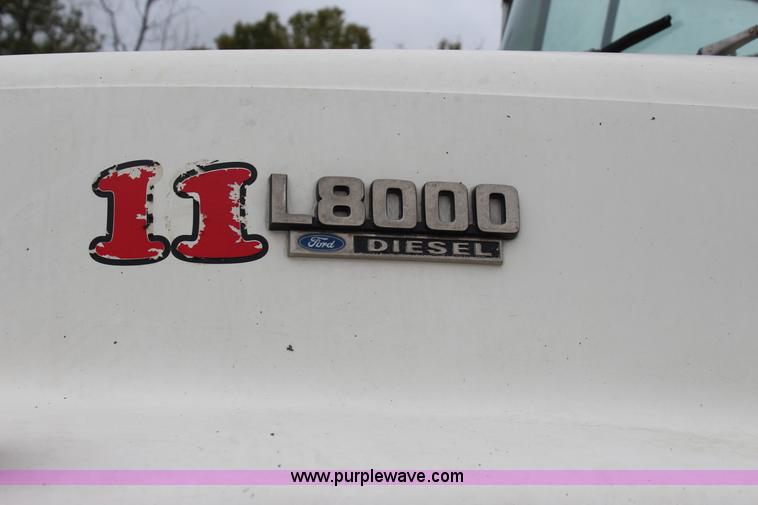 image for item J4297 1991 Ford LT8000 mixer truck