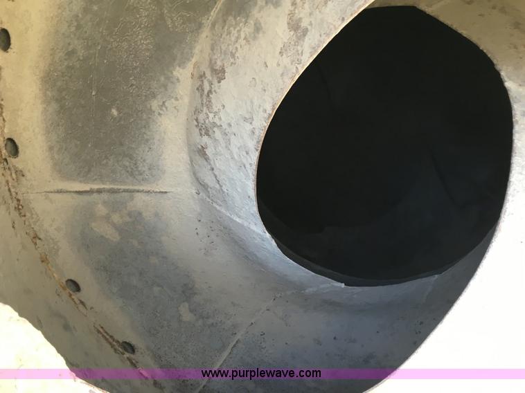 image for item J4297 1991 Ford LT8000 mixer truck