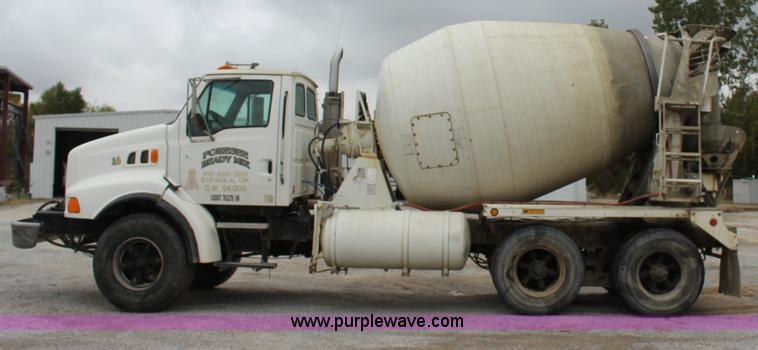 image for item J4298 1998 Ford LT8513 Louisville 113 mixer truck