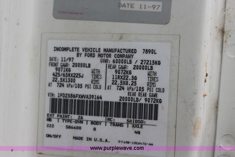 image for item J4298 1998 Ford LT8513 Louisville 113 mixer truck