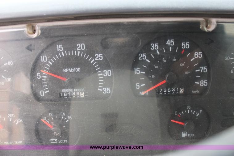 image for item J4298 1998 Ford LT8513 Louisville 113 mixer truck