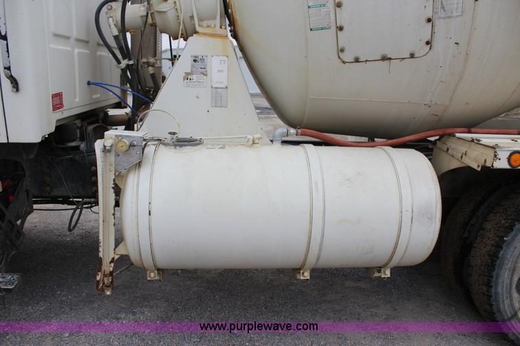 image for item J4298 1998 Ford LT8513 Louisville 113 mixer truck