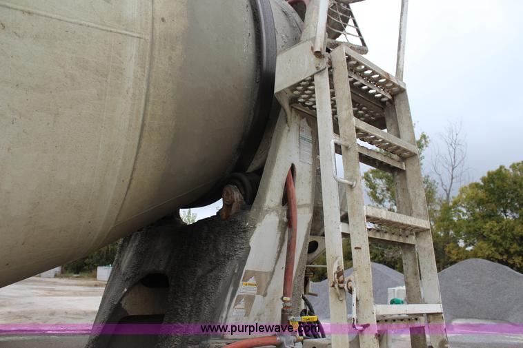 image for item J4298 1998 Ford LT8513 Louisville 113 mixer truck