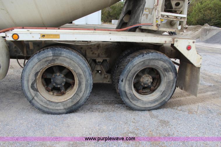 image for item J4298 1998 Ford LT8513 Louisville 113 mixer truck