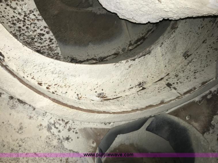 image for item J4298 1998 Ford LT8513 Louisville 113 mixer truck