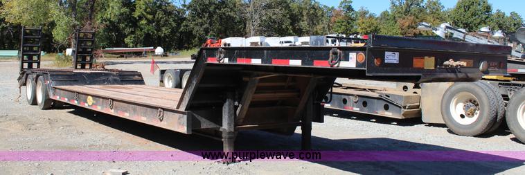 image for item J4330 2014 Viking VFDD46R18F35T equipment trailer