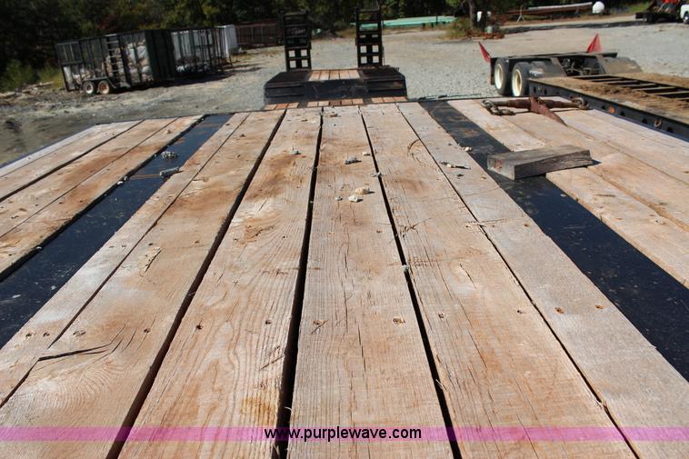 image for item J4330 2014 Viking VFDD46R18F35T equipment trailer