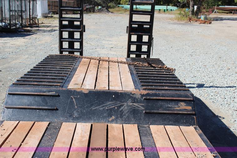 image for item J4330 2014 Viking VFDD46R18F35T equipment trailer