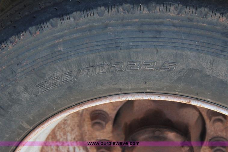 image for item J4330 2014 Viking VFDD46R18F35T equipment trailer