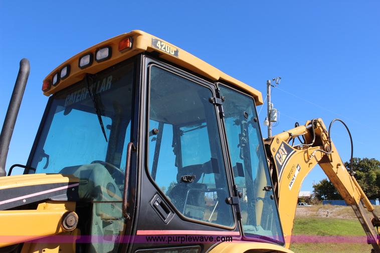 image for item J4331 2004 Caterpillar 420D backhoe