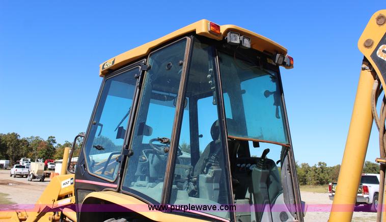 image for item J4331 2004 Caterpillar 420D backhoe