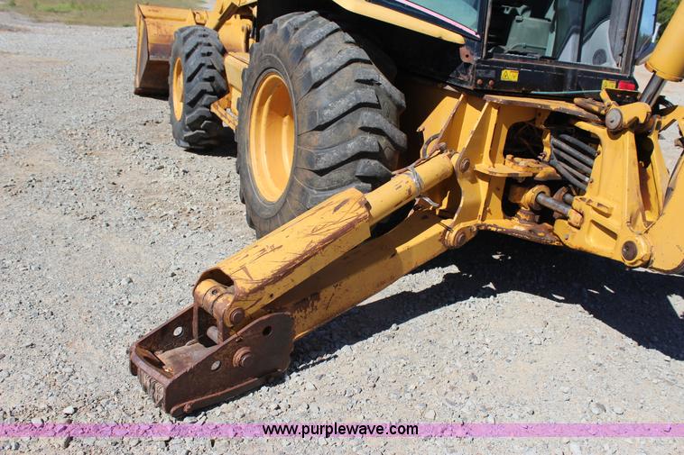 image for item J4331 2004 Caterpillar 420D backhoe