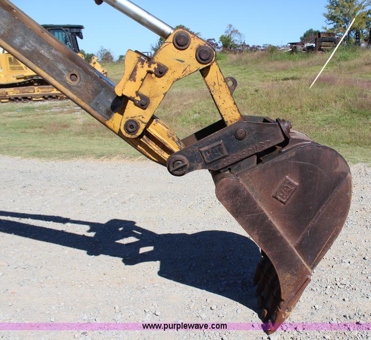 image for item J4331 2004 Caterpillar 420D backhoe