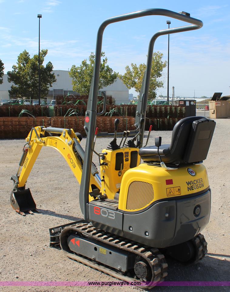 image for item J4367 2013 Wacker Neuson 803 mini excavator