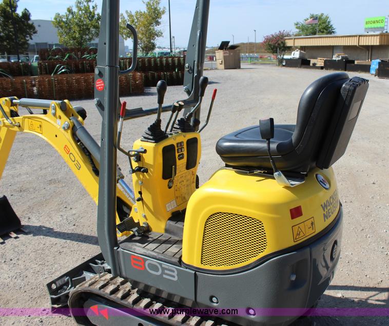 image for item J4367 2013 Wacker Neuson 803 mini excavator