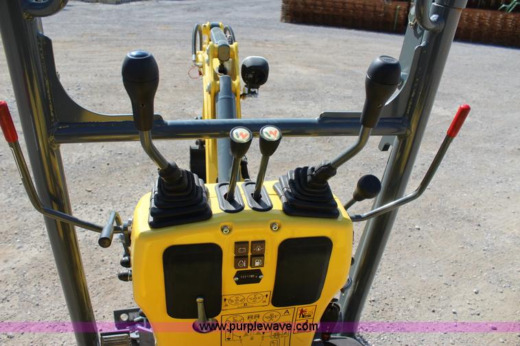 image for item J4367 2013 Wacker Neuson 803 mini excavator