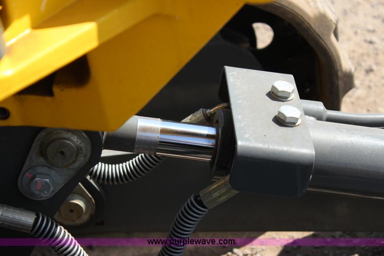 image for item J4367 2013 Wacker Neuson 803 mini excavator