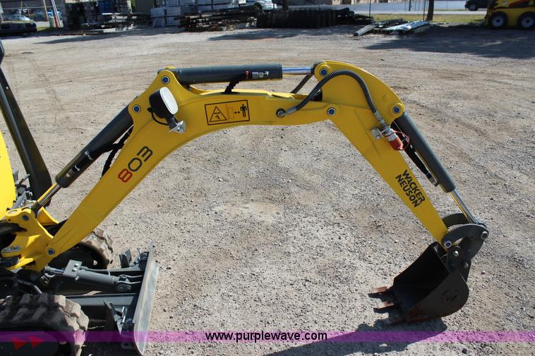 image for item J4367 2013 Wacker Neuson 803 mini excavator