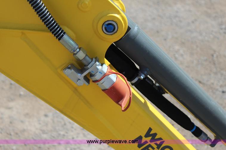 image for item J4367 2013 Wacker Neuson 803 mini excavator