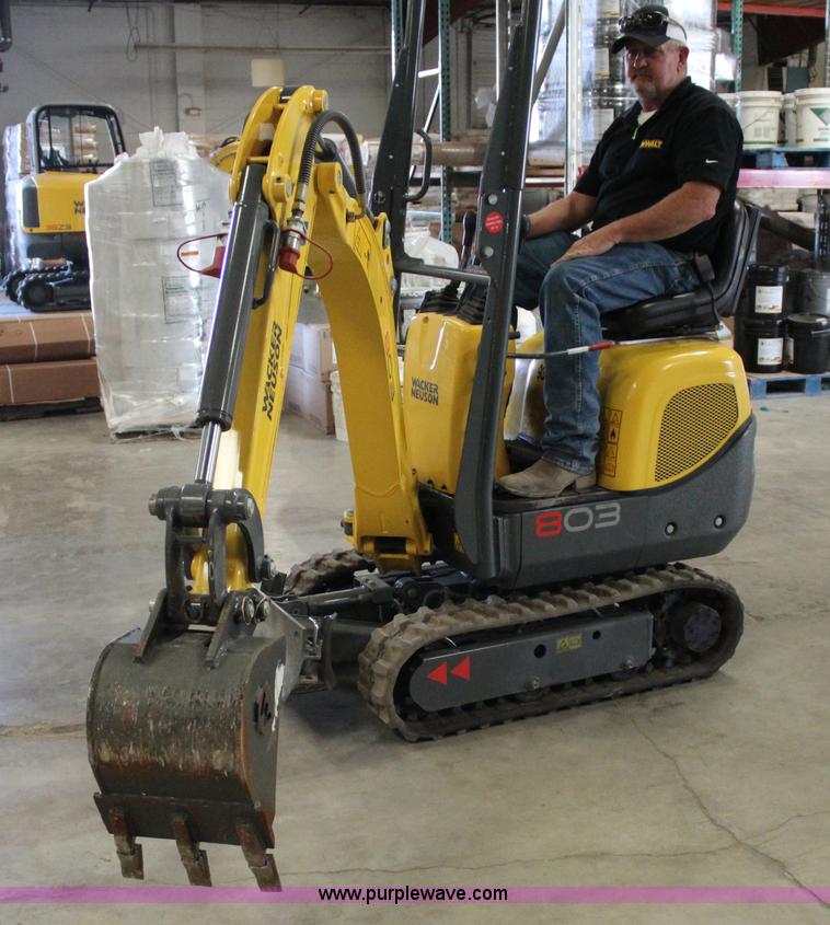 image for item J4367 2013 Wacker Neuson 803 mini excavator