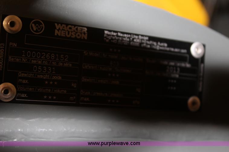 image for item J4367 2013 Wacker Neuson 803 mini excavator