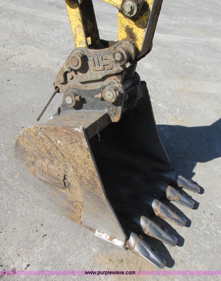 image for item J8736 2003 Komatsu PC35MR mini excavator