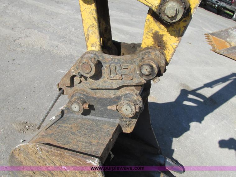 image for item J8736 2003 Komatsu PC35MR mini excavator