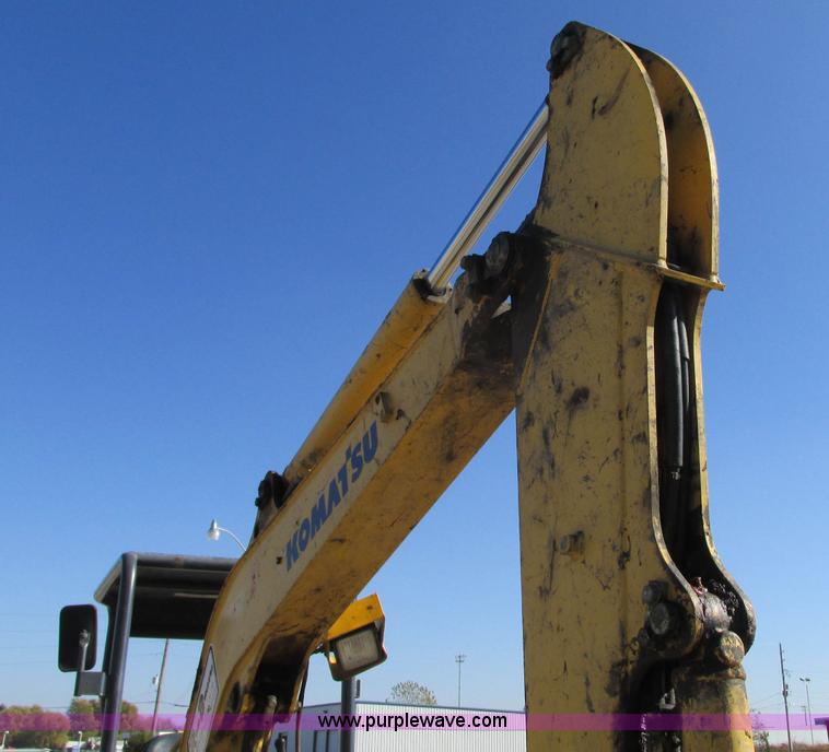image for item J8736 2003 Komatsu PC35MR mini excavator