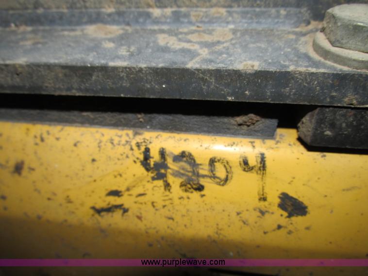 image for item J8736 2003 Komatsu PC35MR mini excavator