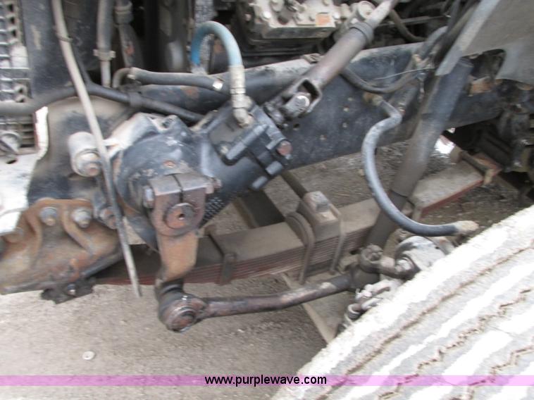 image for item J8738 1995 Ford F800 asphalt patch truck