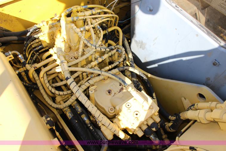 image for item K1199 2000 Kobelco ED180 Blade Runner excavator