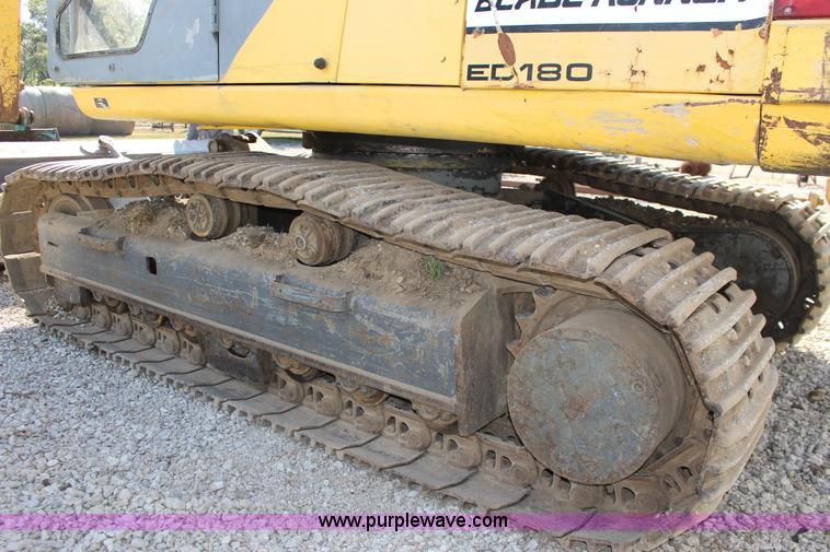 image for item K1199 2000 Kobelco ED180 Blade Runner excavator