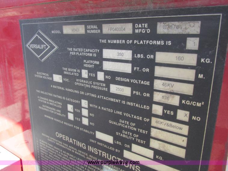 image for item K2211 2005 International DuraStar 4400 bucket truck