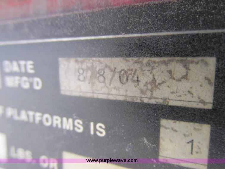 image for item K2211 2005 International DuraStar 4400 bucket truck