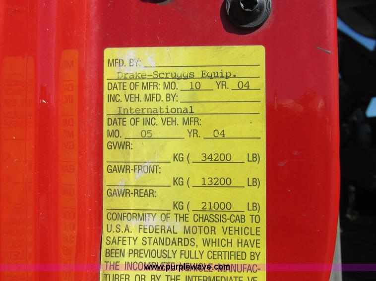 image for item K2211 2005 International DuraStar 4400 bucket truck