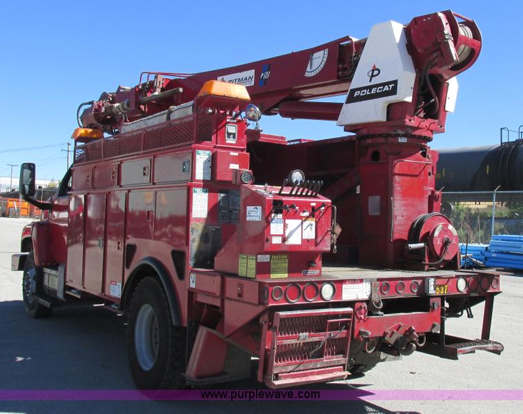 image for item K2212 2005 GMC C8500 digger derrick truck