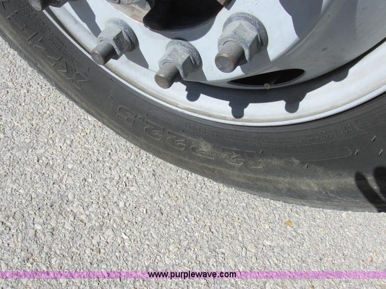 image for item K2212 2005 GMC C8500 digger derrick truck