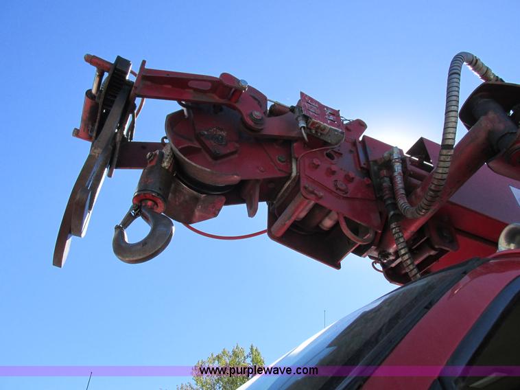 image for item K2212 2005 GMC C8500 digger derrick truck