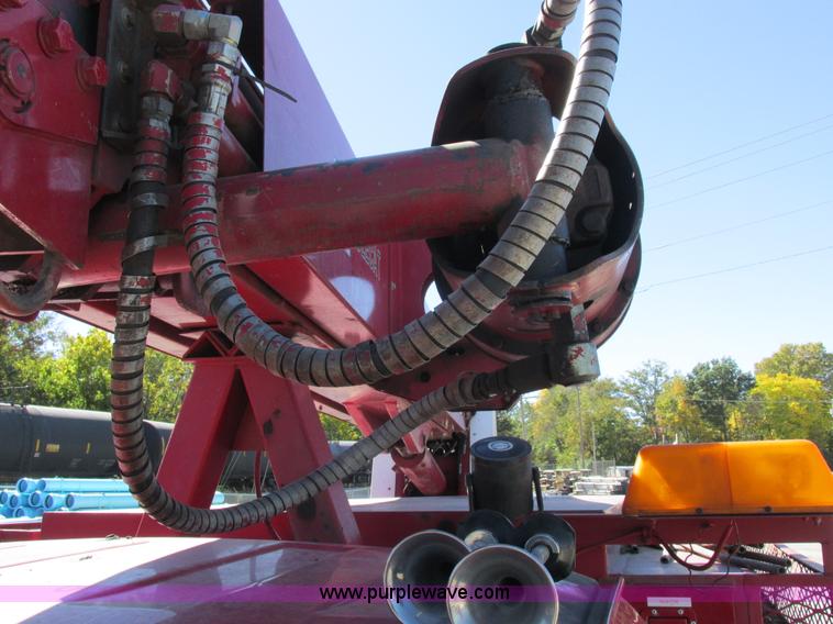 image for item K2212 2005 GMC C8500 digger derrick truck